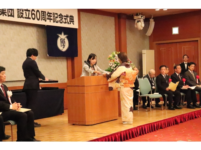愛知県副知事より永年勤続職員知事表彰状の授与他、各種表彰が行われました