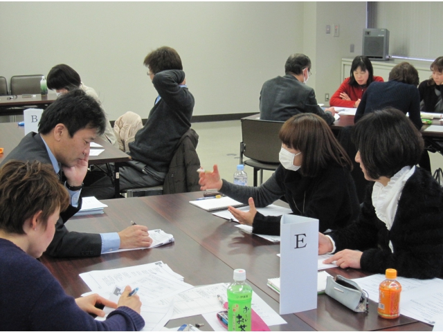 具体的な目標設定事例によるグループワークを実施しました