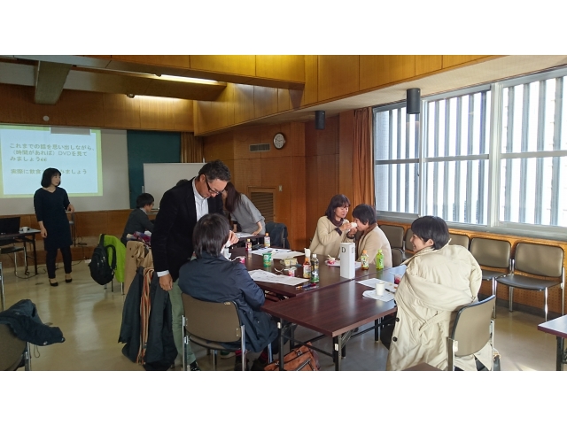 実際に食べながら嚥下機能を体感