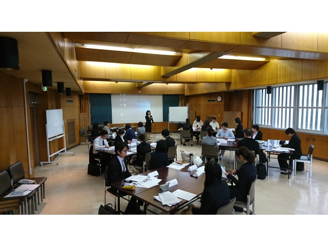 ビジネスマナーの基本を学びます