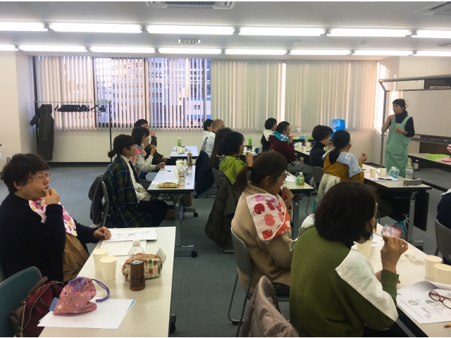 口腔ケアの正しい手順を学びます