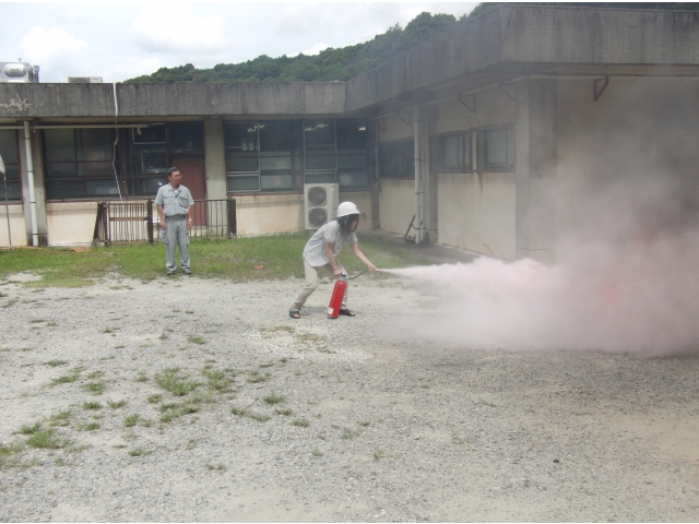 ただいま消火作業中！