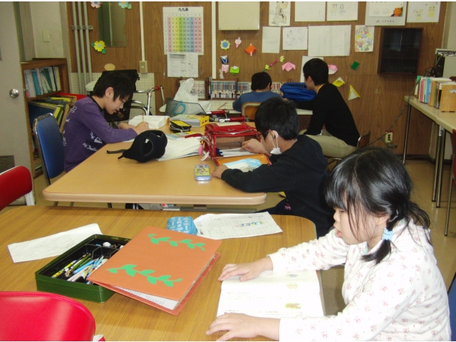 図書室は園児でいっぱいです！