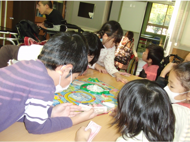 最近は人生ゲームがお気に入りです！
