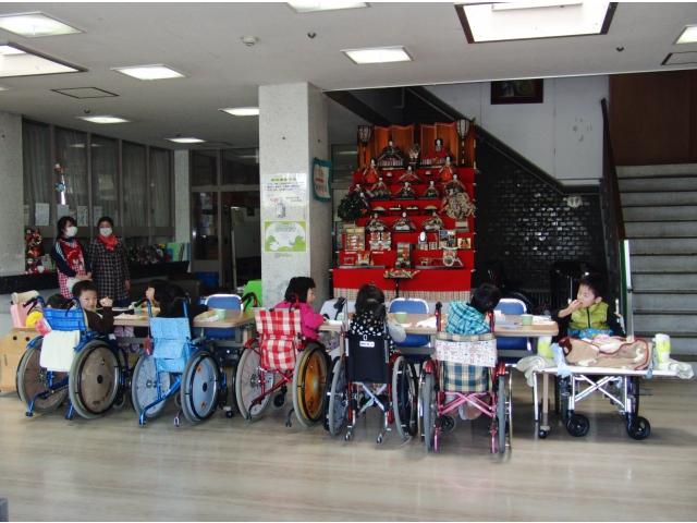 ひな人形準備完了☆