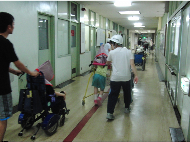 慌てず、走らず！