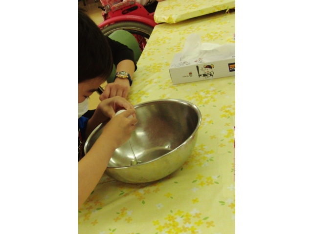 たまごをそっーと