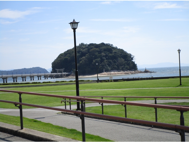竹島にある神社にお参りしました☆