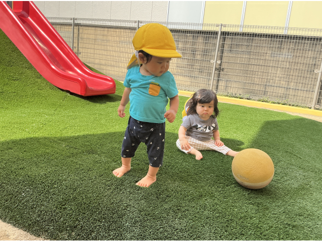 “あっ、こんなところにボールが！！”