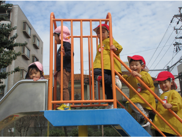 大きなすべり台楽しいね！