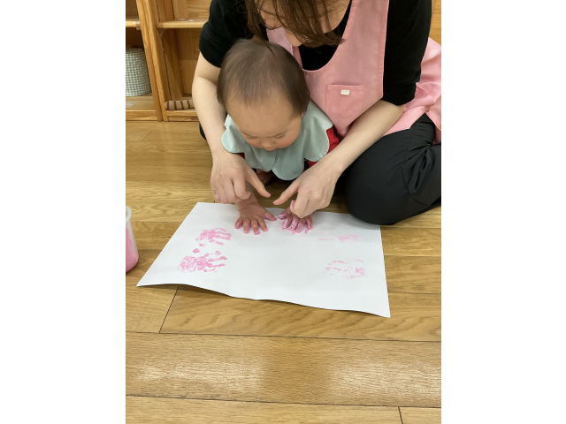 手形を取ったよ！