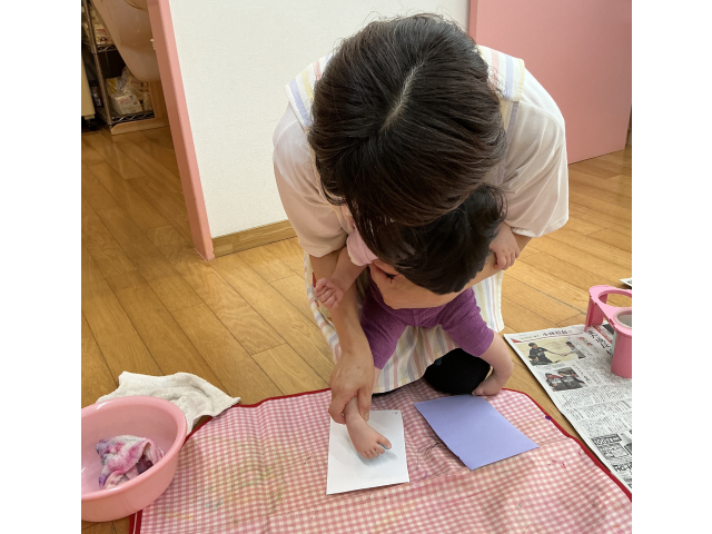 上手に足型がつくかなぁ？