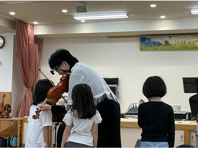 耳元で演奏してもらったよ
