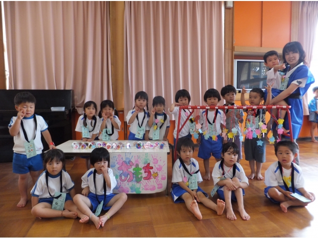 すずらん組　ネックレス、腕輪やさん　準備ＯＫ♡