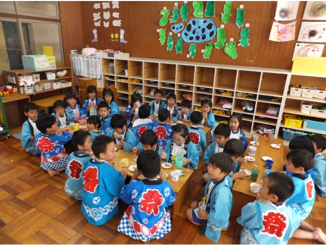 みんなで食べると
　おいしさも倍増♪