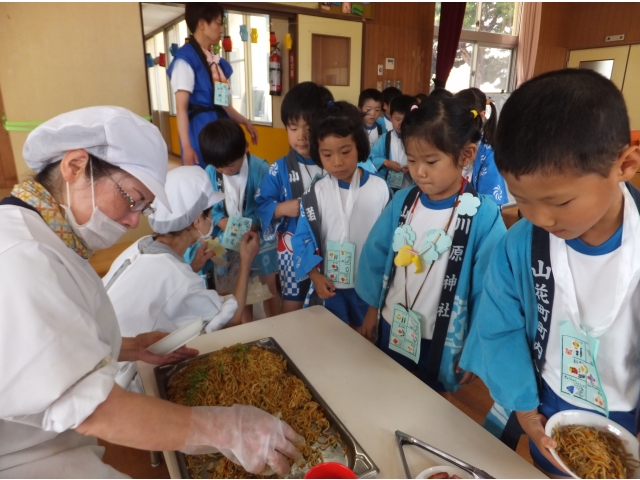 “はやく食べたいなぁ～”
