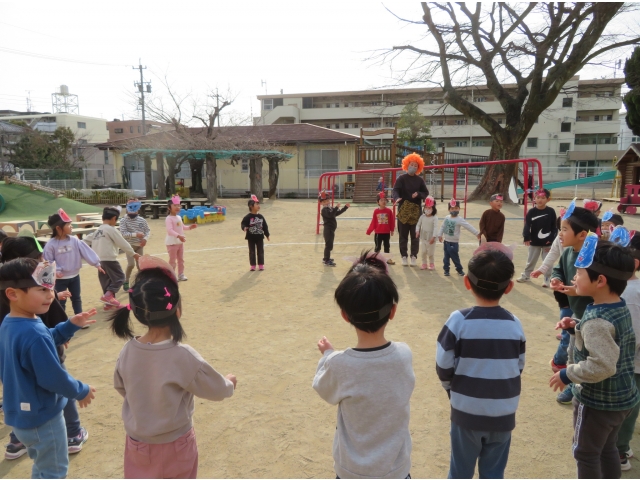 元気に歌います♪