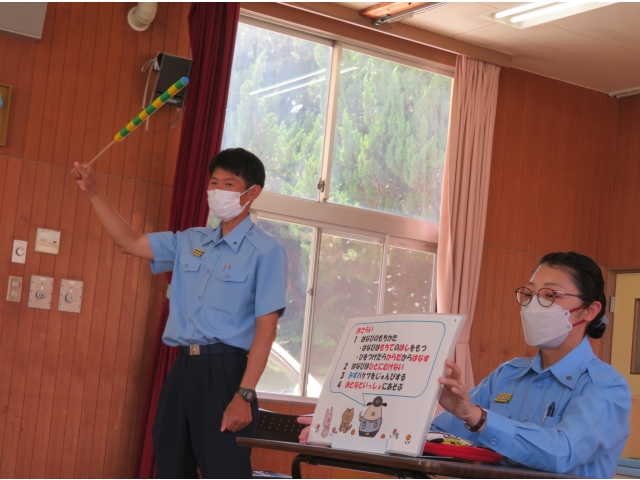 この花火の持ち方はどこがいけないのかな？