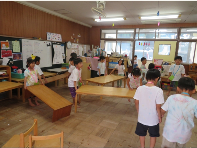 片付けもみんなで力を合わせてします!