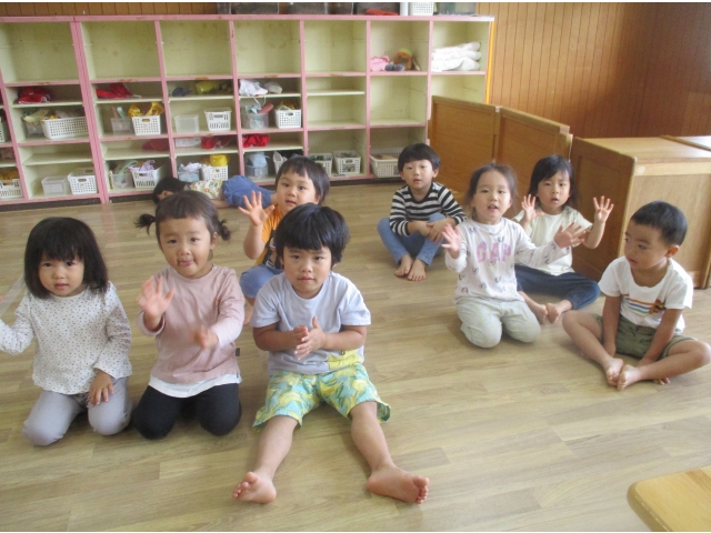 手遊び「焼き芋グーチーパー」したよ！♪焼き芋焼き芋お腹がグー！