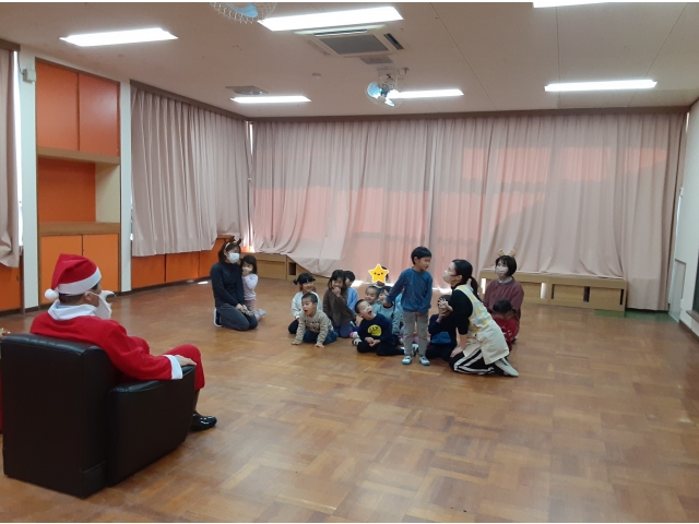 自分の欲しいものをサンタさんに交渉中(>_<)