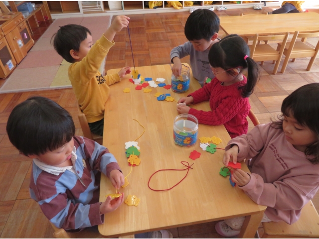 くまさんのひも通し