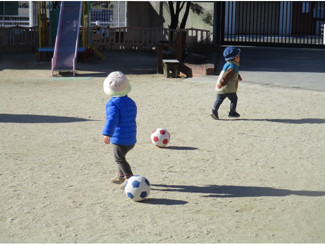 ボールを蹴るのも上手いよ!(^^)!
