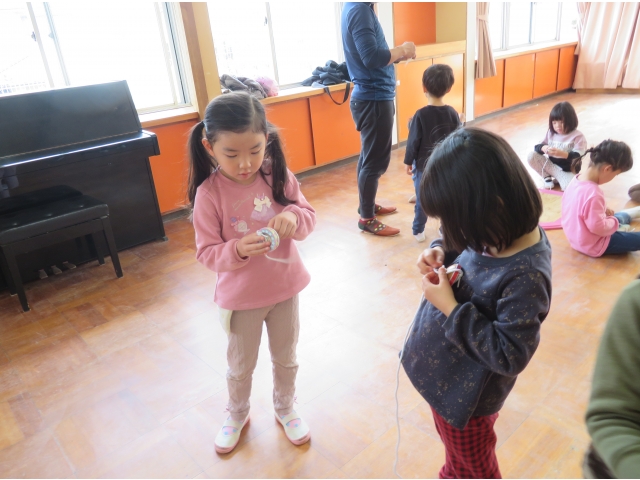 上手く負けるように工夫して…