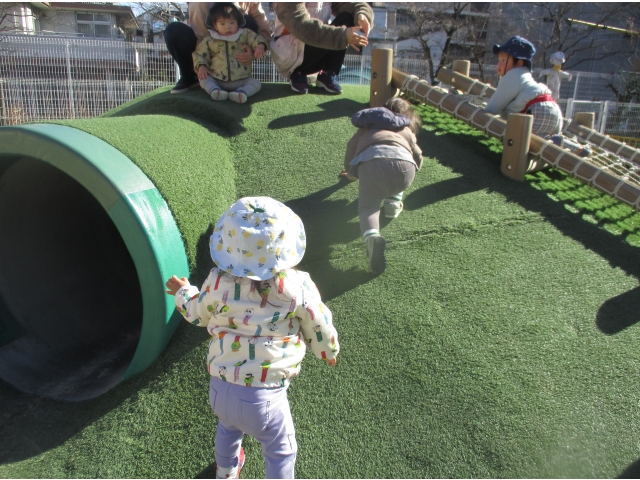足の力で登りたくましい背中です（笑）