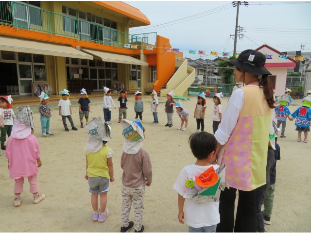 こいのぼりの歌が空高く響き渡ります♪