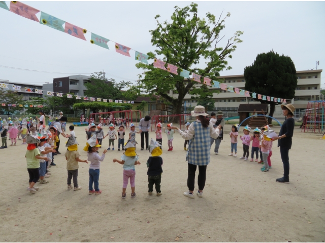 曲に合わせて踊ります♬