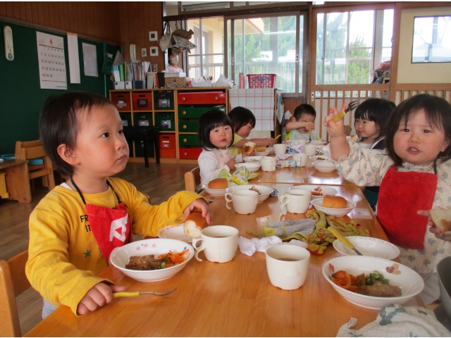 いっぱい食べるよ～！！