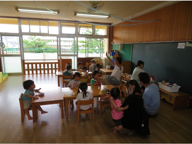 朝の会ではみんなドキドキしていました(*^^*)