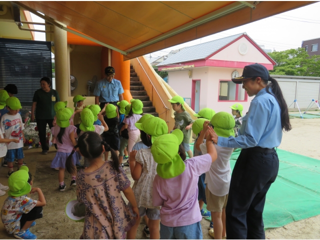 終わっても名残惜しい子どもたちです♪