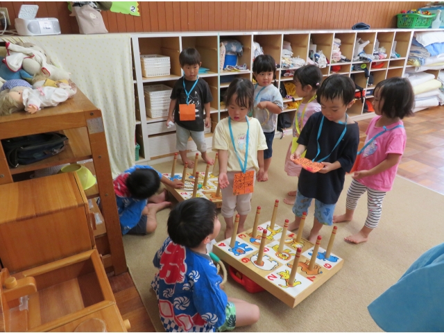 “わなげやりますか？”やり取りを楽しみます