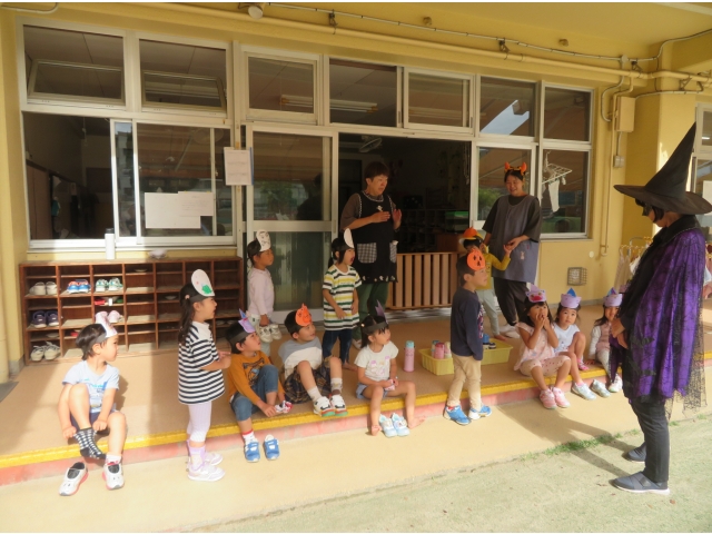 魔女さんが突然現れてびっくり！