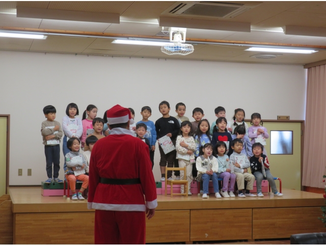 お返しに歌のプレゼントをしました♪