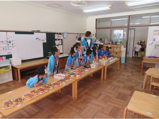 準備完了!ドキドキしながらお客さん待ち☆