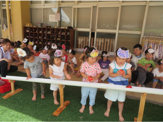 トマトも流れてきました!