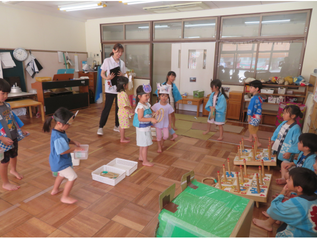 輪が入ると店員さんの大きな拍手がもらえます