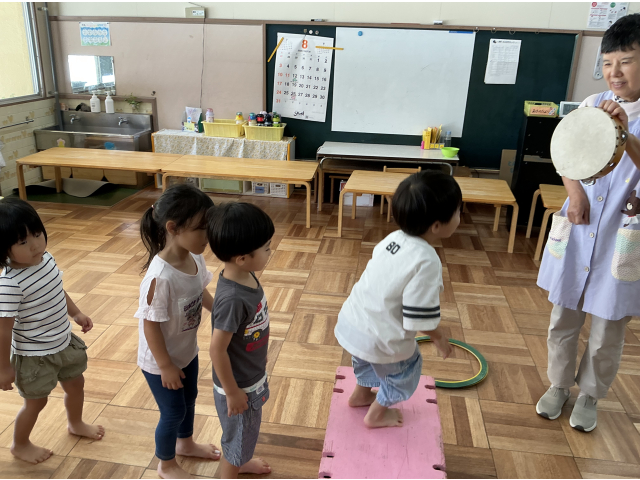 巧技台からジャーンプ！