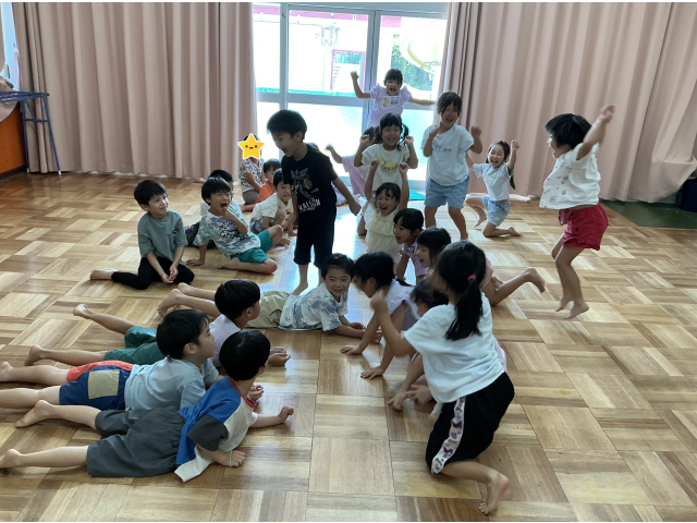 女の子チーム　勝利♪「やったー！」「悔しい！もう１回やろう！」