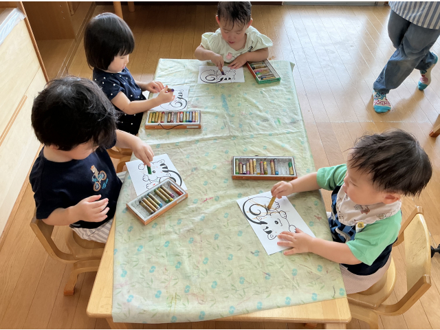 何色にしようかな～♪