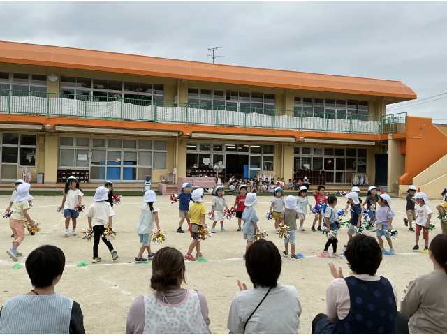 さっそく先生たちをお客さんとして招き遊戯を披露(^^♪