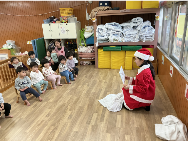 プレゼント持ってきたよ～