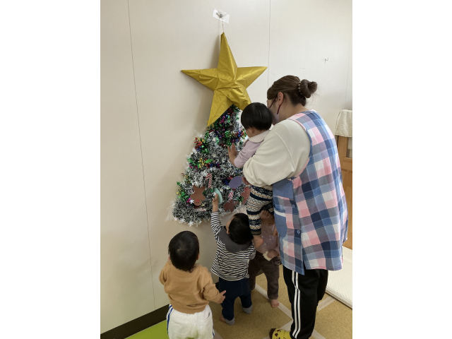 上の方にもペタペタ♫