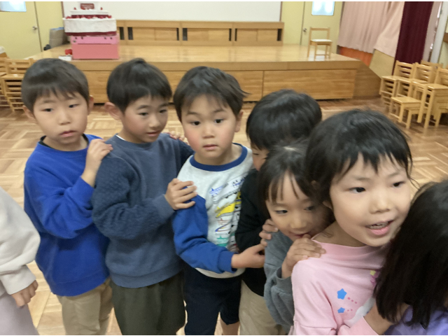 みんなで固唾を飲んで見守ります…