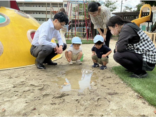 何か水たまりにいるかな？