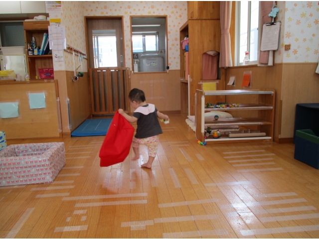 赤い袋がお気に入り