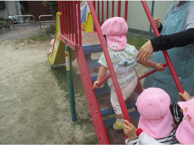 滑り台楽しいね！